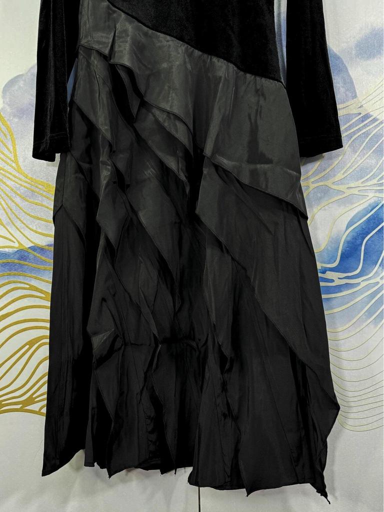 2026 Spring Women's Black Velvet Patchwork Slim Fit Luxury Long Dress
