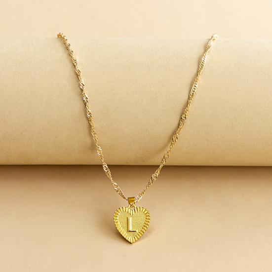 Pendant Necklace A-Z Initial Letter Heart Shape Jewelry Simple Bright Luster Necklace for Birthday