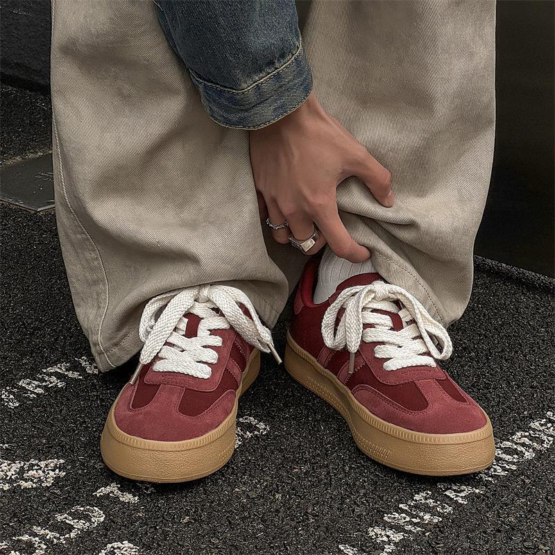 Men's Casual Shoes 2025 New Trend College Style Wide Toe Soft Comfortable Flat Shoes Outdoor Casual Sports Skate Shoes