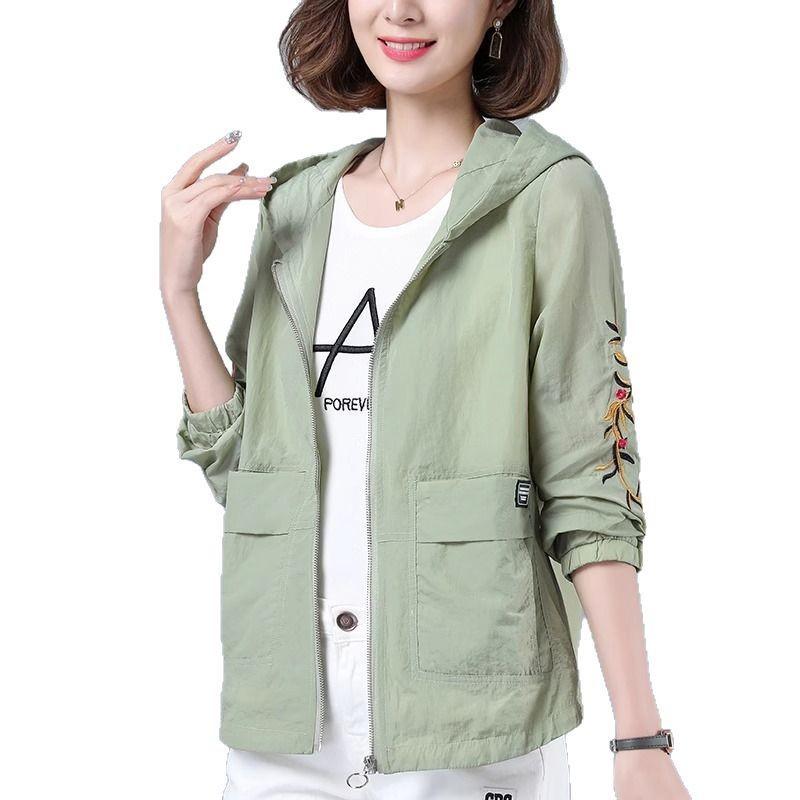 Women's Jackets New Thin Coat Waterproof Sun Protection Clothing Windbreaker Female Hooded Casual Jacket Outerwear