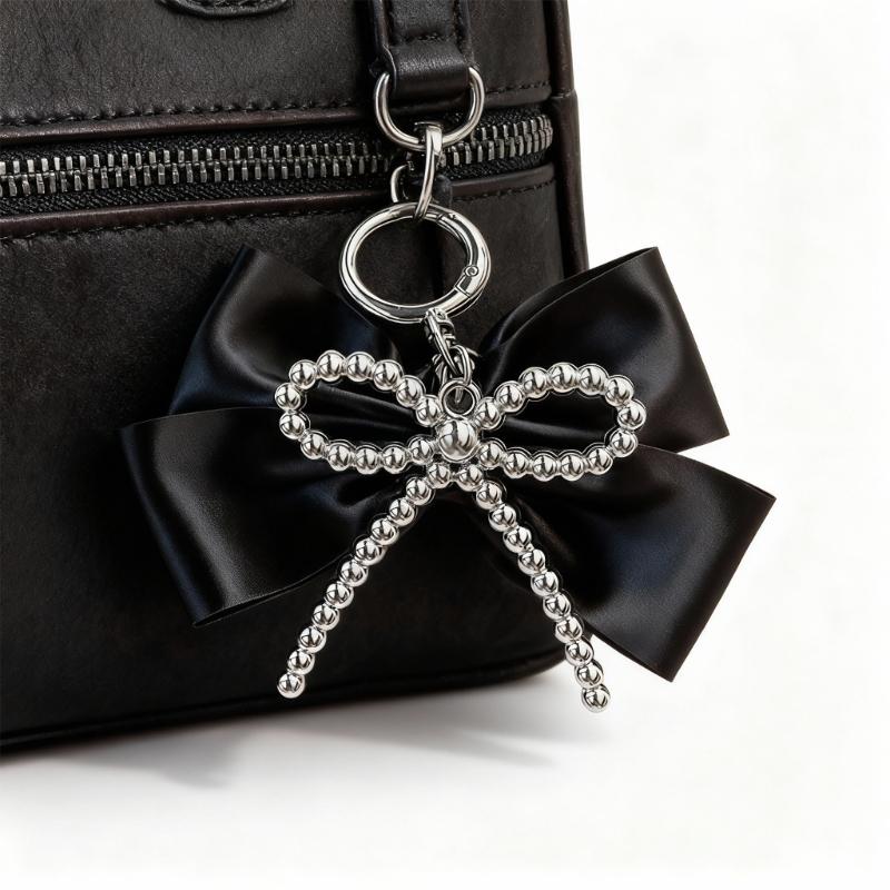 Y2K Inspired Silver Bowknot Keychain Charm with Retro Modern Design for Fashionable Bag Phone Decors Accessory Lightweight Portable