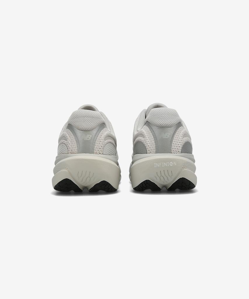 New Balance Nbpfgs103V / 1080 V15 (Male, 2E) (Gray)