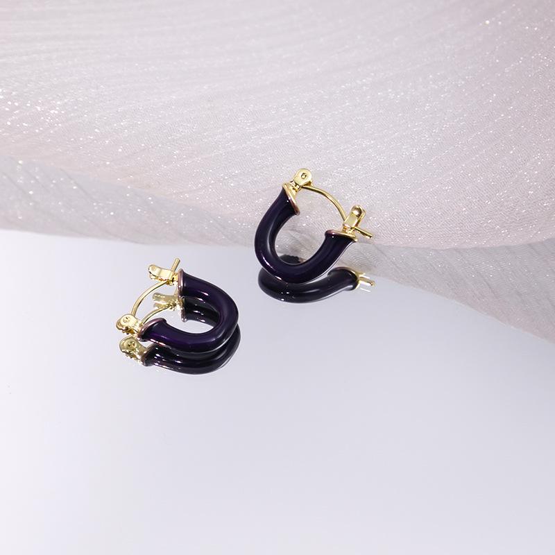 Vintage U-shaped Earrings with French Style and Exquisite Letter Ear Buckles