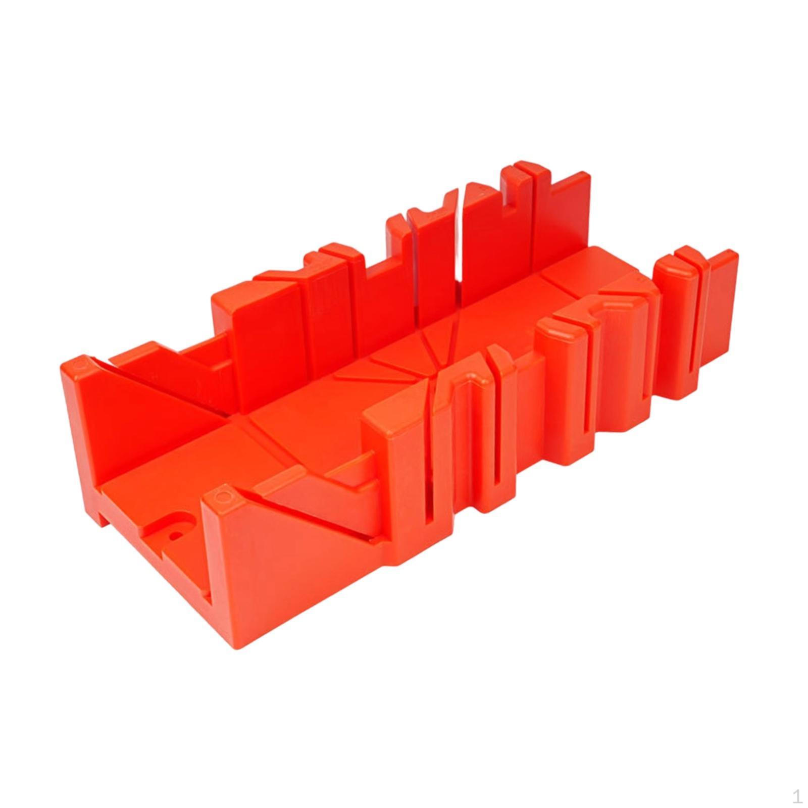 

Стусло для деревообработки с зажимом и хранением пилы