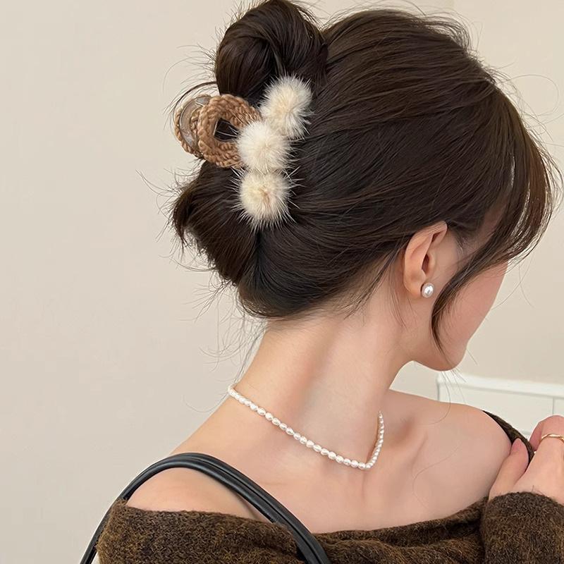 Clipsuri de păr de pluș pentru femei, clipsuri de prindere din blană, clipsuri de păr pentru partea din spate a capului, clipsuri tip shark, clipsuri de păr de toamnă și iarnă, accesorii de cap