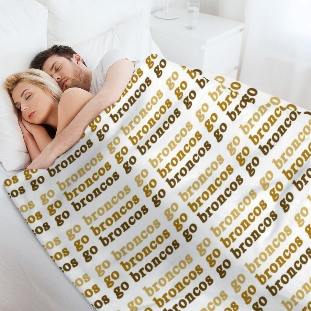 GO BRONCOS // WESTERN MICHIGAN UNIVERSITY Throw Blanket Soft Beds Furrys Luxury St Moving Blankets