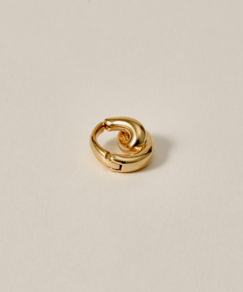 Novice Tokyo Spiral Open Hoop Ear Cuff / Gold