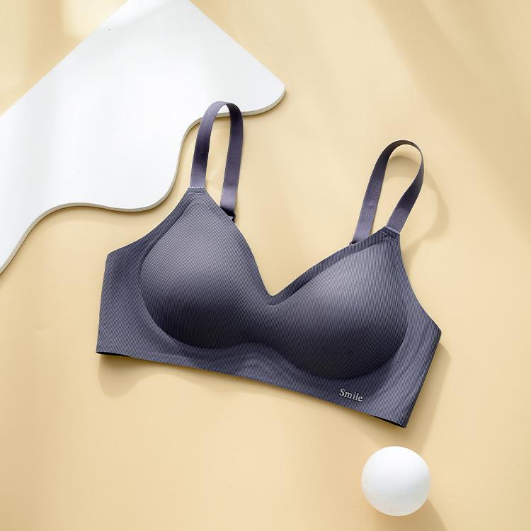 

Latex gathering jelly upgraded version soft support non-marking breast adjustment type no steel ring bra M suitable ( 47.5-55kg )