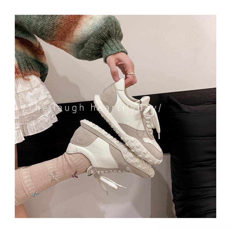Su Yinyin has the same leather invisible height increase, white shoes for women, satin casual moral training shoes, and women's Forrest Gump sports bo