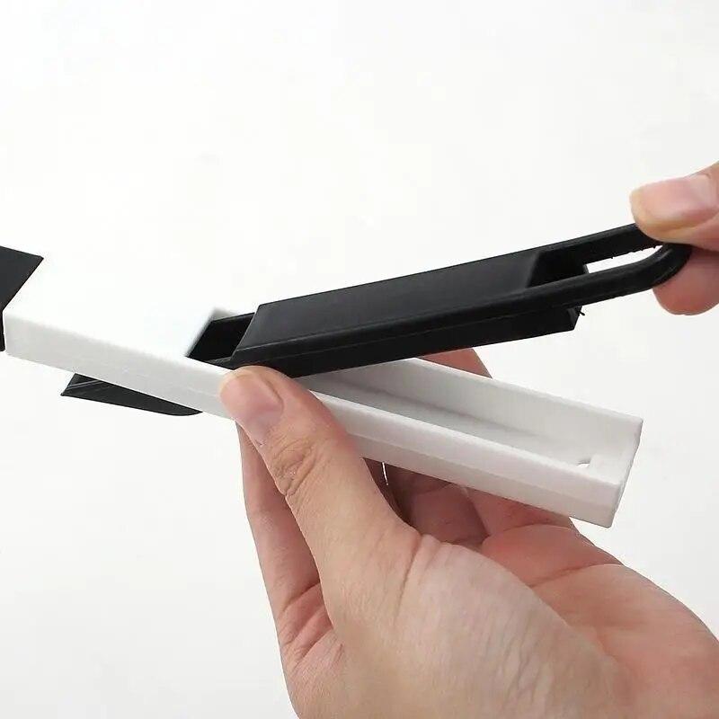 1Pc The Window Groove Cleaning Brush Keyboard Cleaning with Cleaning Dustpan Screen Cleaning Tools