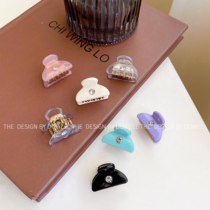 Attractive Rhinestonestudded Acetate Hair Claw Clip For Womens Look Casual