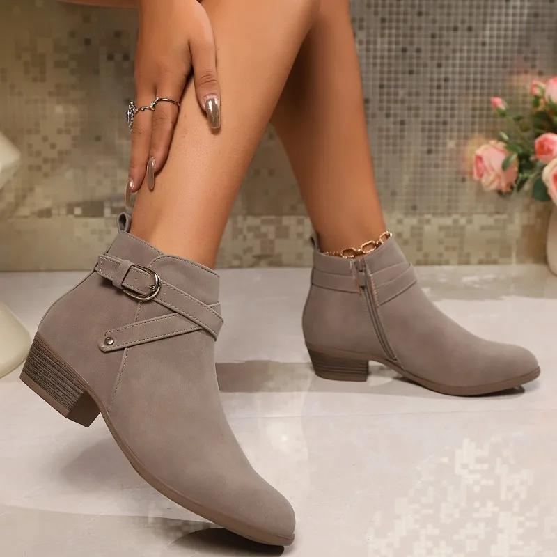 

Мода 2024 года. Новые римские женские ретро-ботинки. Женские осенне-зимние новые ботинки на среднем толстом каблуке с круглым носком. Женские ботинки Zapatos. 42 верблюд