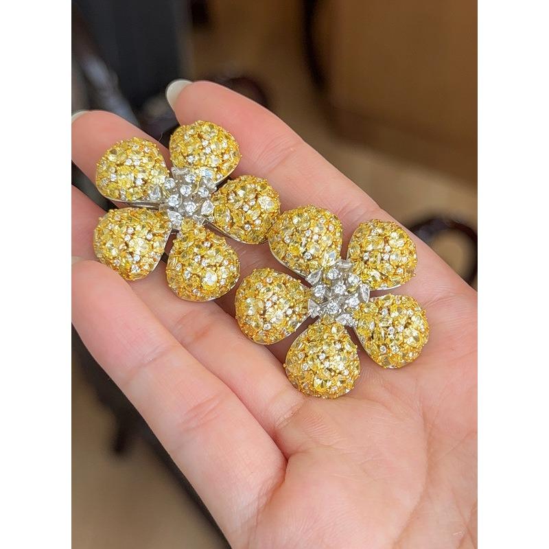 K real gold electroplated zircon flower stud earrings, luxury heavy industry jewelry set, light luxury niche jewelry.