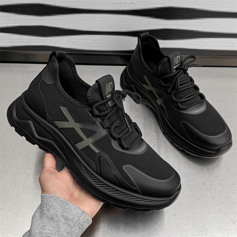 

2025 new men s shoes are comfortable, thick-soled, heightened, light, breathable and wear-resistant, men s one-pedal lazy shoes 98810-J 38 чёрный