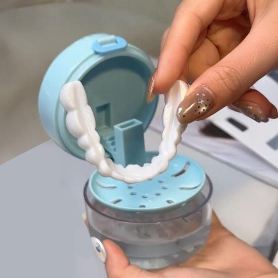Aligner Cleaning Container Retainer Case with Mirror, Removal Tool, Brush, Leak-Proof Denture Invisible Braces Box Bath Holder, Dental for Orthodontic
