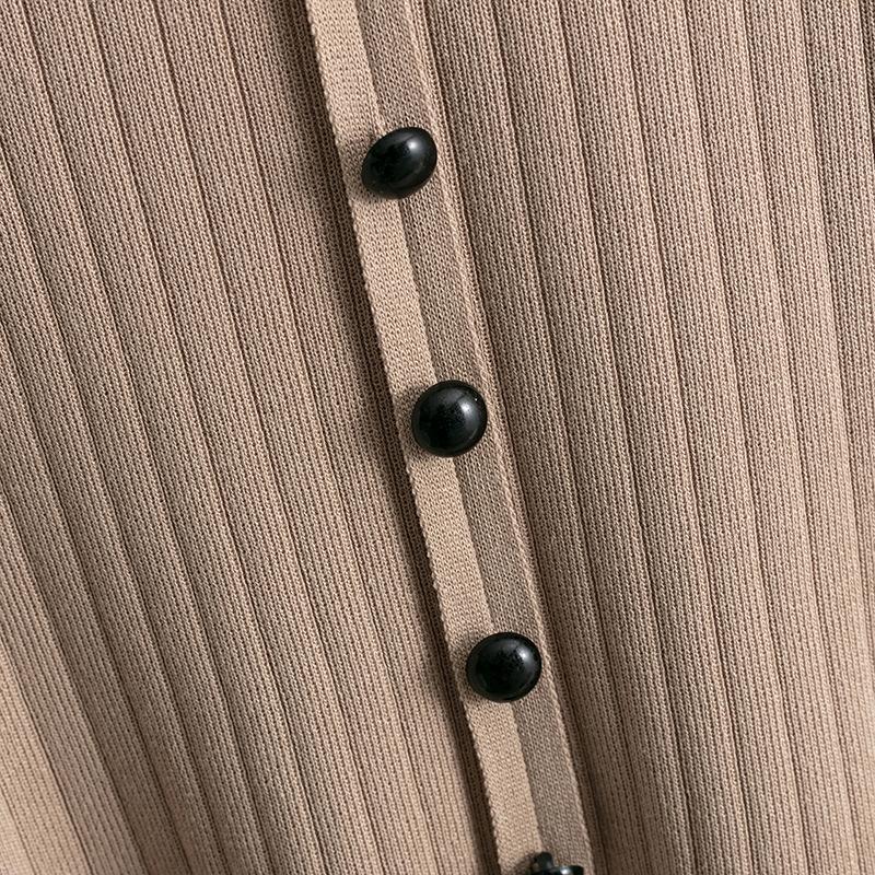 GMXIA Women's Elegant Knitted Skirt Set for Spring and Summer with Polo Collar, A Fashionable Two-piece Set