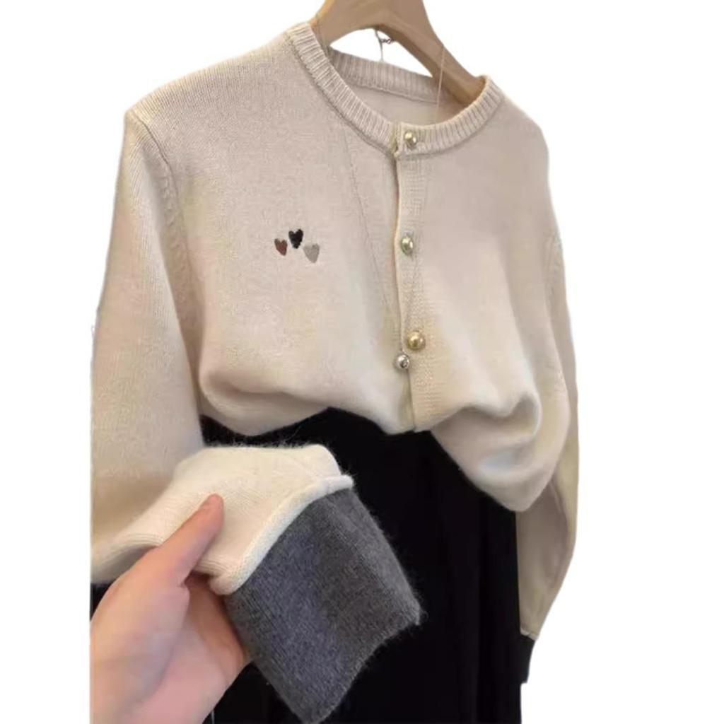 2024 Heart Embroidered Color Block Wool Cardigan: Stylish, Soft & Versatile Design
