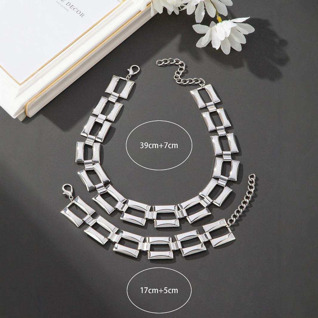 2025 New Trendy Exaggerated Cuban Square Chain Necklace for Women s Hip-hop Fashion Geometric Collarbone Chain Bracelet Sets