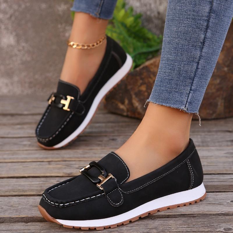 Thick-soled casual sports shoes casual women's metal chain spring new large-size single shoes