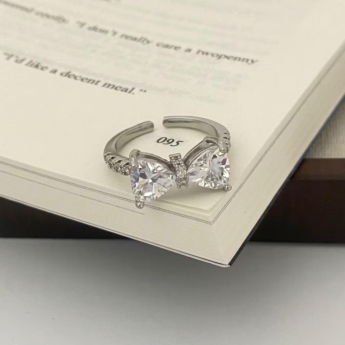 French Elegant Zirconia Bow Ring for Women, Fashionable Versatile Open Style, Exquisite Index Finger Accessory