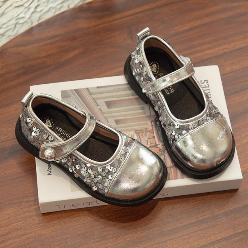 

Новые осенние туфли для девочек с мелким вырезом, модные и удобные, на мягкой подошве, кожаные 36 серебряный