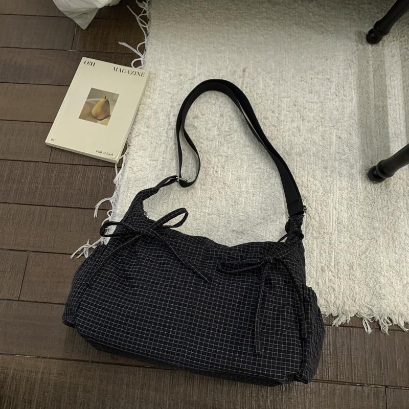 Korean-Style Plaid Lazy Shoulder Bag New Pleated Women S Single Shoulder Tote Bag Adjustable Shoulder Strap Crossbody Bag Pleated Design