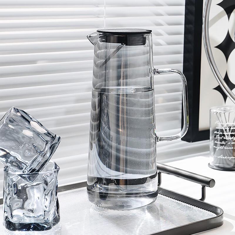 Naijiang Elegant Glass Cup Set