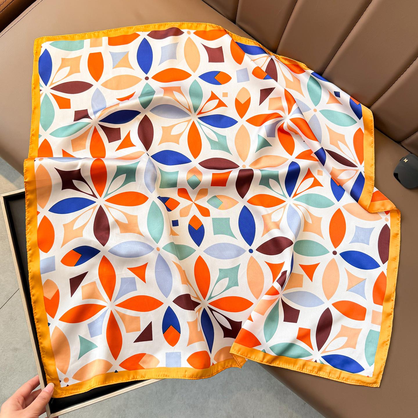 New Spring Summer Classic Printed Small Square Scarf Women Fashion Versatile Decorative Neck Scarf 6565cm оранжевый