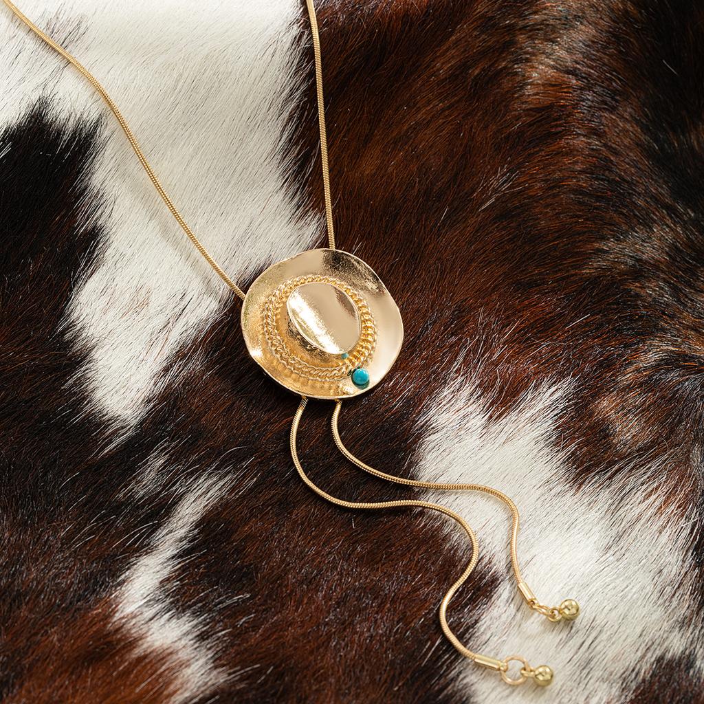 Vintage-style cowboy hat pendant necklace, adjustable drawstring sweater chain, versatile accessory