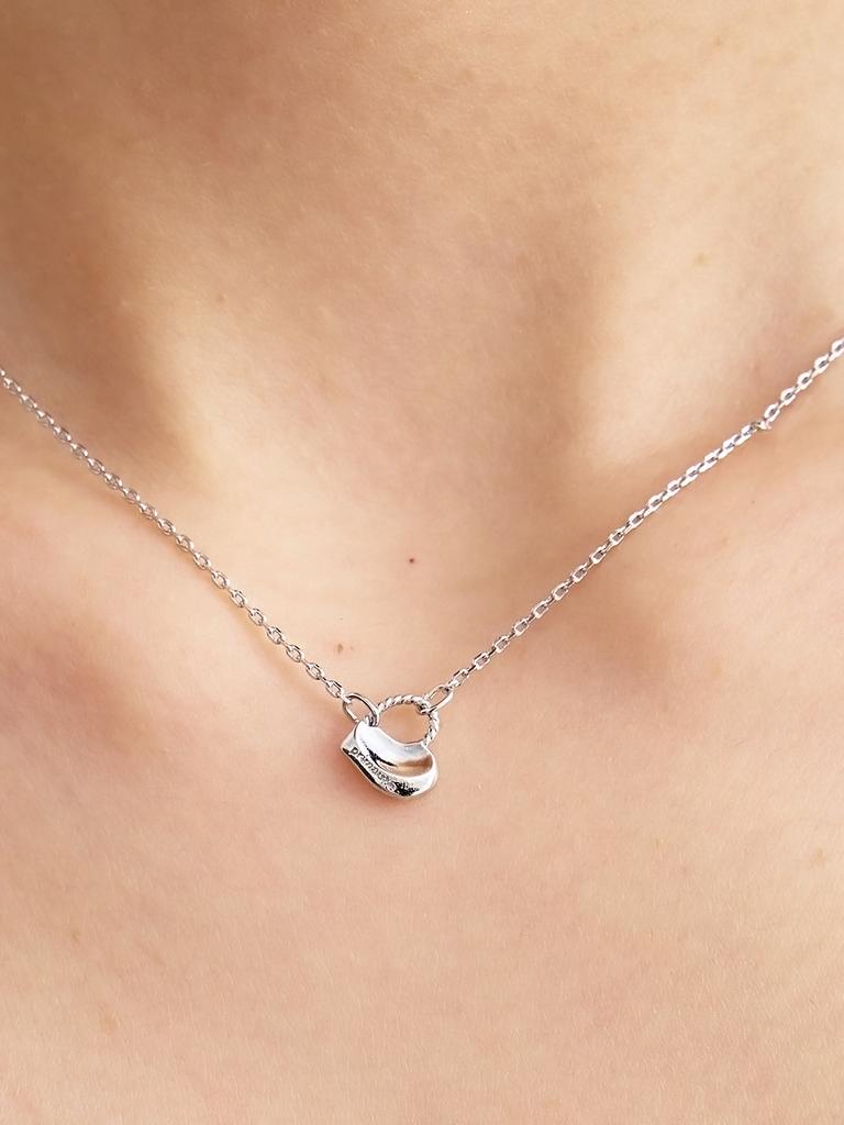 Primaute Piece Necklace