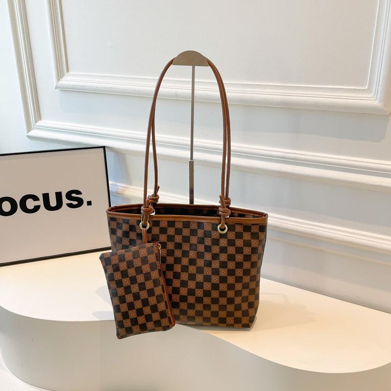 Two-piece set women's bag large capacity shoulder bag retro plaid handbag new bag hand bag