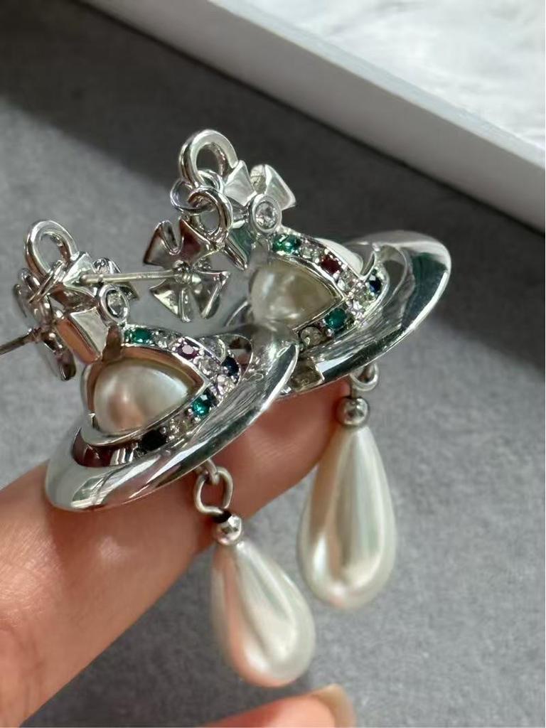 **Empress Dowager Saturn Pearl Earrings - Luxury Fashion Statement**