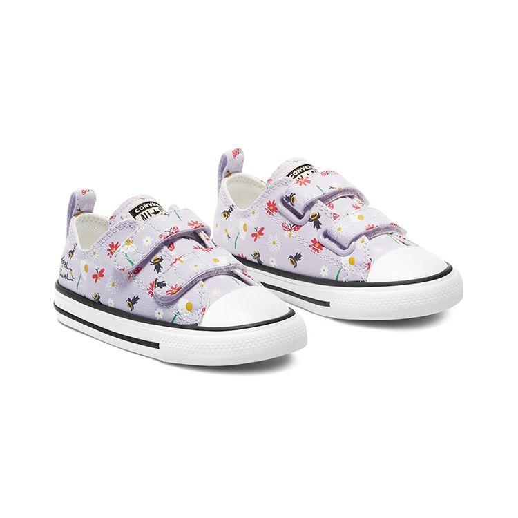 Converse Chuck Taylor All Star Low Top Lightweight Comfortable Low Top Walking Shoes Baby Sneakers White Multicolor 771138C
