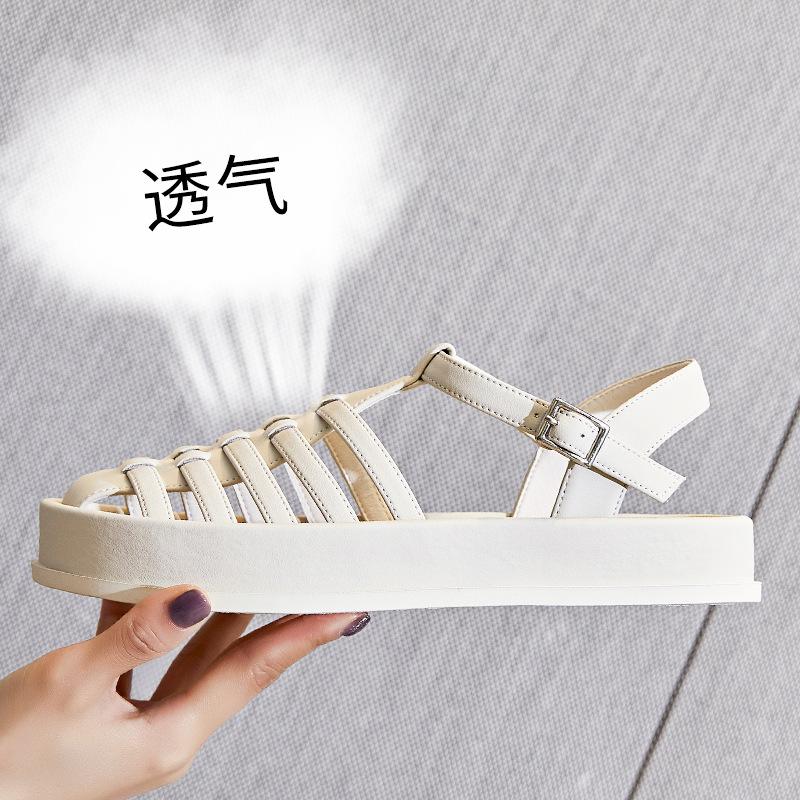 

Leather sandals women s outer wear 2025 summer new women s flat-soled Roman shoes woven bag head soft sole fashion women s shoes 40 бежевий