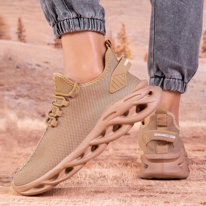 Hot Men Running Shoes Lightweight Sneakers Black Male Casual Shoes Mesh Walking Shoe Outdoor Shock Absorption Tennis Shoes