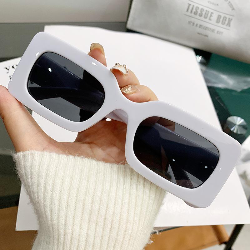 New Vintage Square Sunglasses Women Men Brand Rectangle Sun Glasses Female Oval Eyewear Oculos De Sol for Male Female Eyeglasses