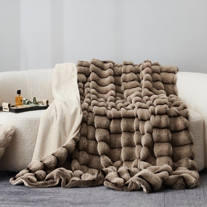 

Thickened Rabbit Fur Melard Blanket Warm Sofa Blanket for Living Room And Bedroom Autumn Winter Decoration Soft Throw Blank 150X200CM кавовий