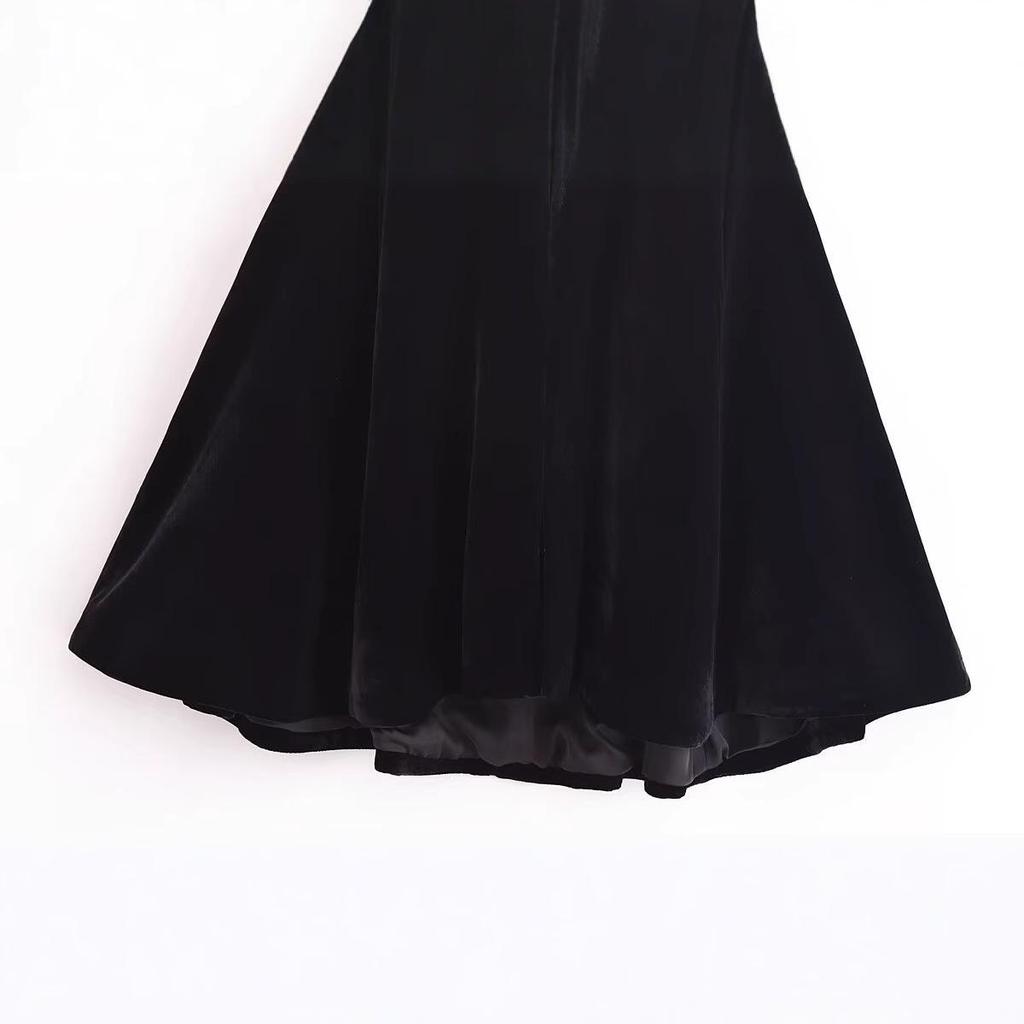 2024 Winter Women's European & American Style Velvet Cloak Coat