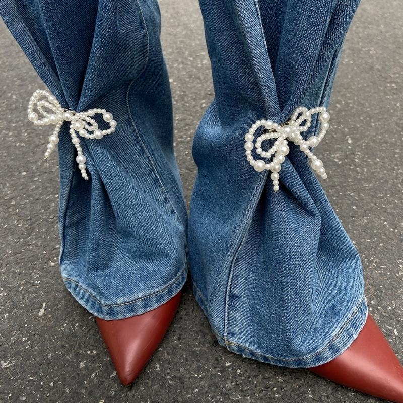 Spilla con Fiocco in Resina Elegante con Perle Finte Clip per Orlo dei Pantaloni Catena Leggera per Polsini per Outfit Casual