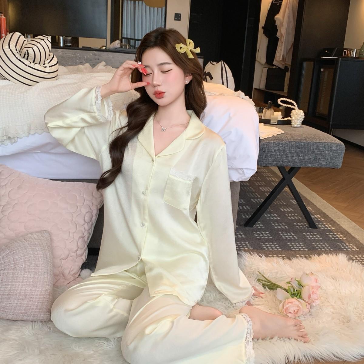 

Lace Hollow Out Ice Silk Pajamas for Women - Long Sleeve Casual Cardigan Home Wear Set for Spring, Autumn, and Summer Large вершковий/жовтий