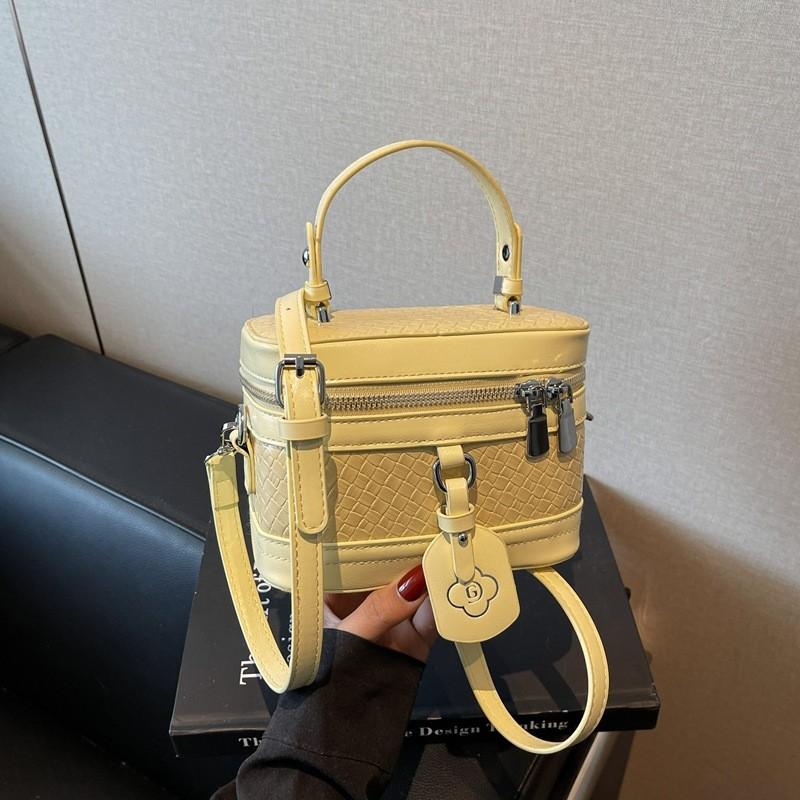 Woven Single Texture Shoulder Crossbody Bag Solid Color Handbag Women Fashion