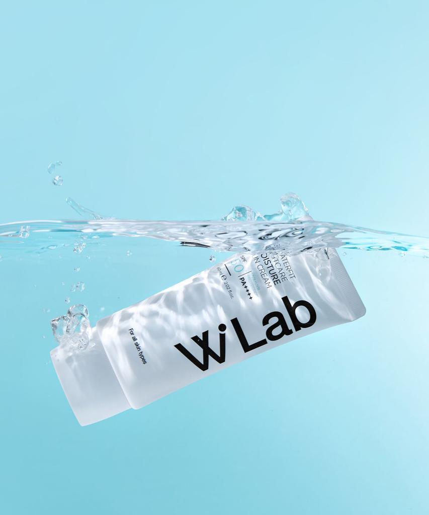 W Water Fit Light Care Moisture Sun Cream SPF50+ PA++++ 60ml