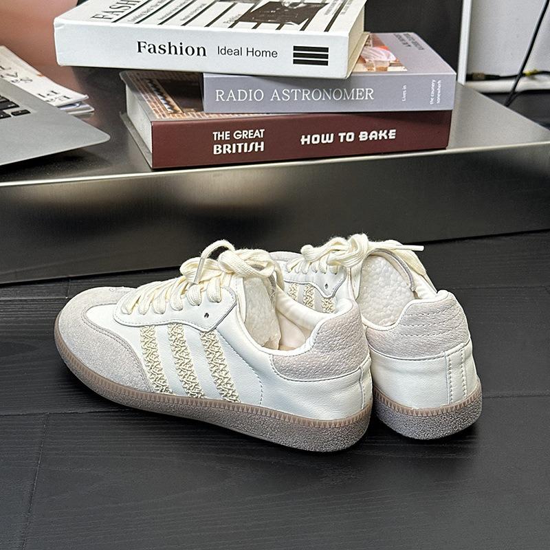 -3 Women's spring versatile little white shoes soft soles are not tired feet single shoes casual flat-bottomed breathable board shoes