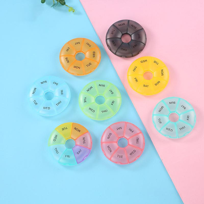 1Pcs Round Pill Case Plastic 7 Days Weekly Tablet Candy Box Portable Storage Tablet Holder Travel Organizer Pill Container