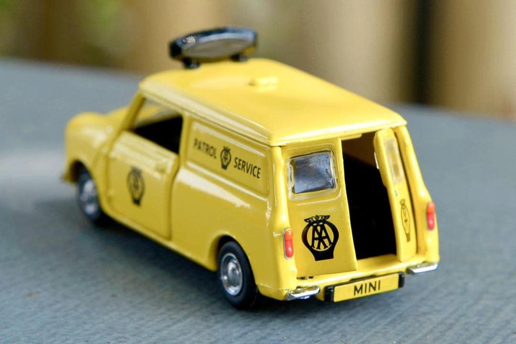 Tiny City 1/50 Austin Mini Automobile Association UK