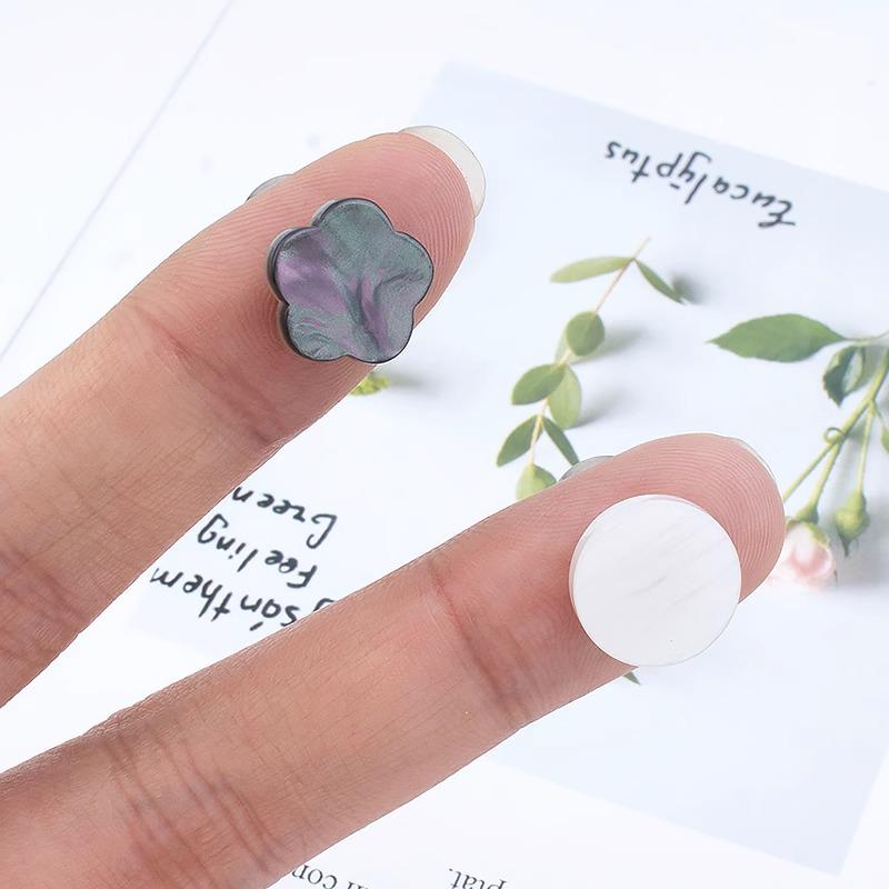 Women's Invisible Magnetic Button Seamless Decorative Collar Accessory
