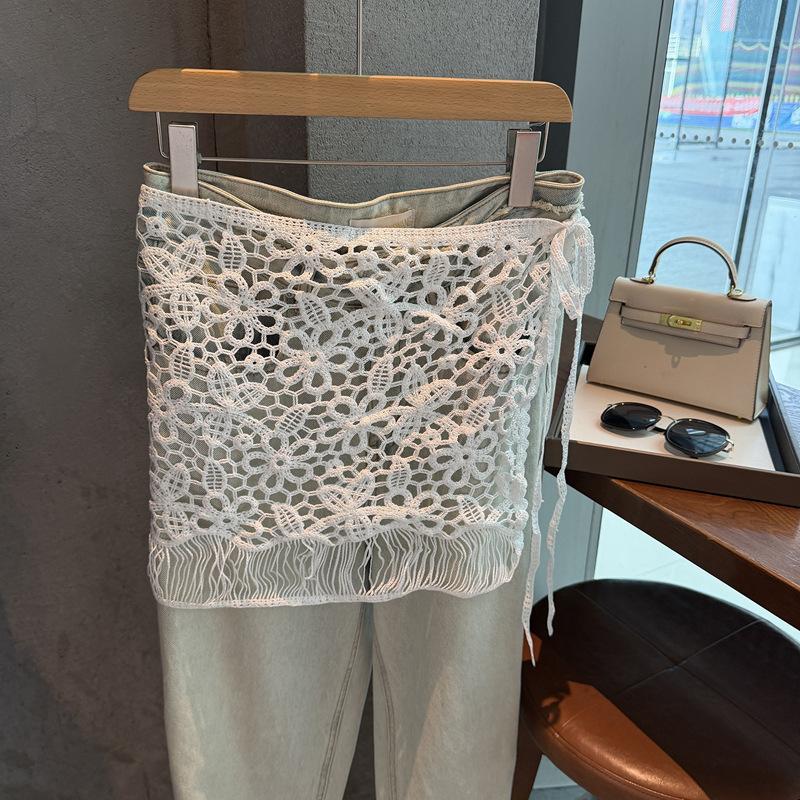 Versatile five-petal flower embroidered lace-up skirt curtain Korean version stacked wearing premium layered shawl with skirt fart curtain One size fits all