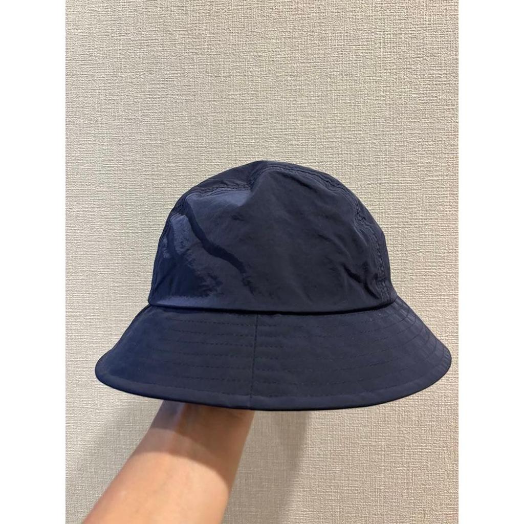 Used Kith bucket hat navy