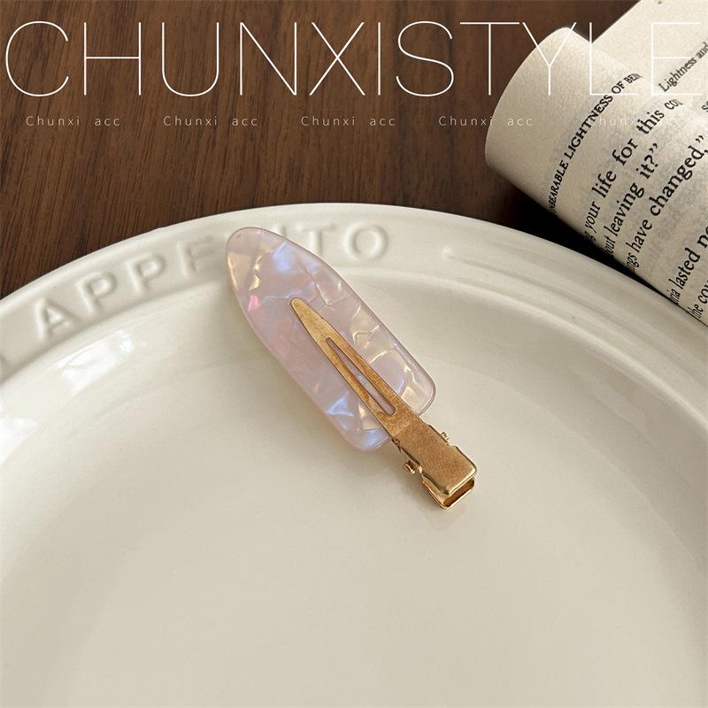 Japanische nahtlose Haarnadel: Sommerlicher Feenpony-Clip für Frauen - Entenschnabel-Design