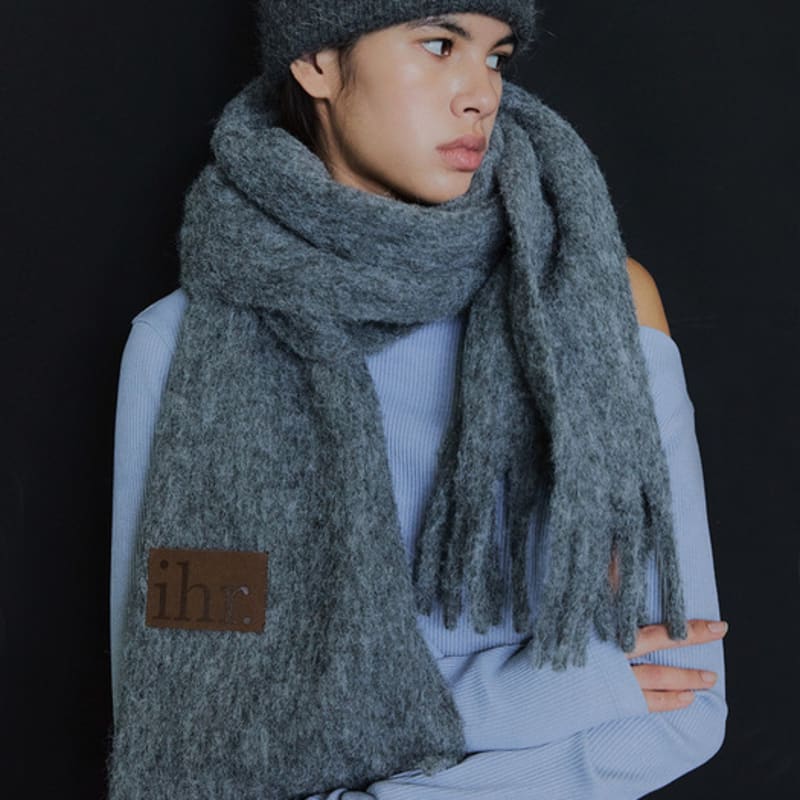 

ihr WOOL MIXED BOLD MUFFLER / CHARCOAL CHARCOAL